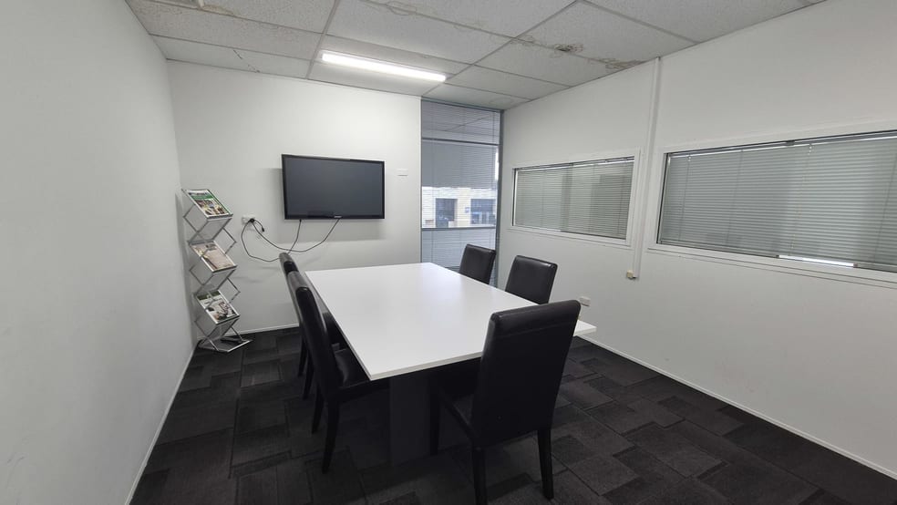Click to view all images 10/10a/4 Gladstone Road Castle Hill NSW 2154 - Image 3