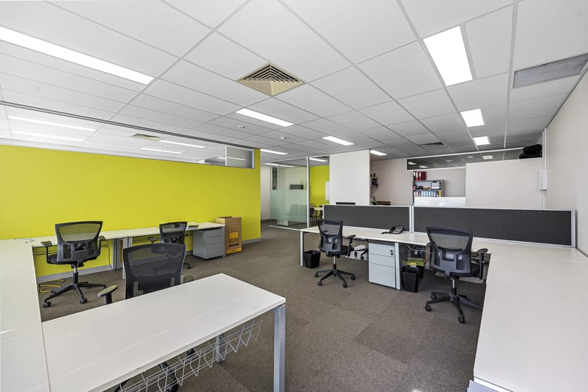 Click to view all images 12/333 Canterbury Road Canterbury VIC 3126 - Image 3
