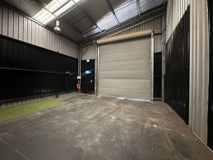 Click to view all images 2/7 Geary Pl North Nowra NSW 2541 - Image 3