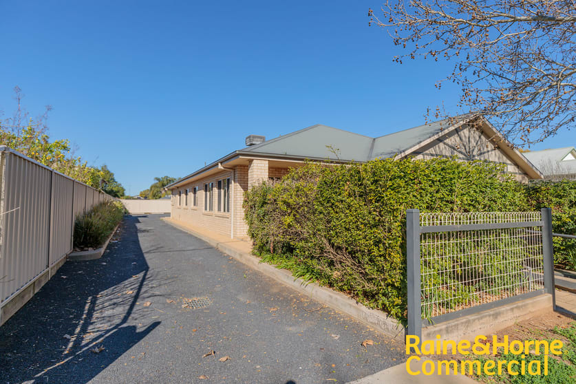 Click to view all images 70 Darling Street Dubbo NSW 2830 - Image 2