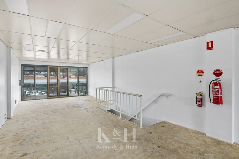 Click to view all images First Floor, 28B Hamilton Street Gisborne VIC 3437 - Image 3