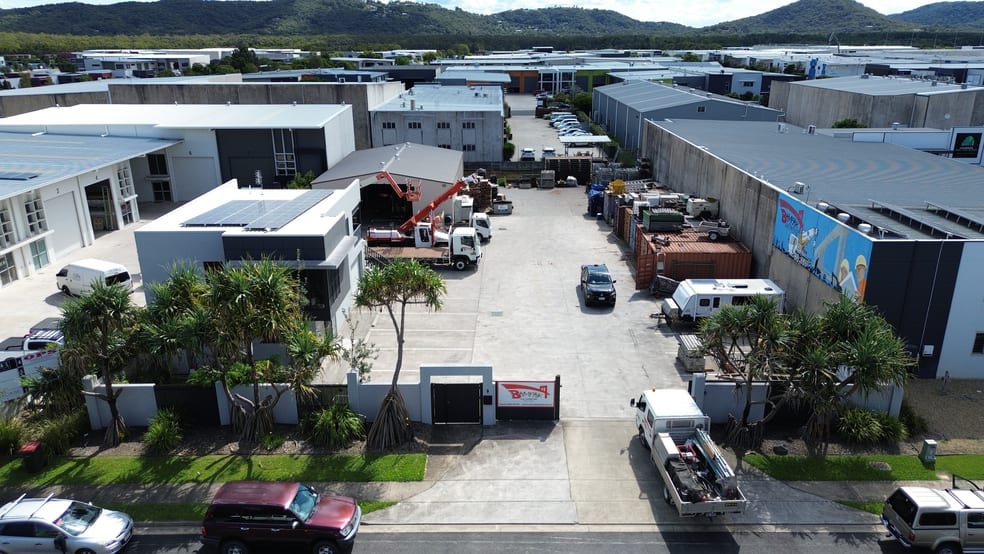 Click to view all images 9 Focal Avenue Coolum Beach QLD 4573 - Image 3