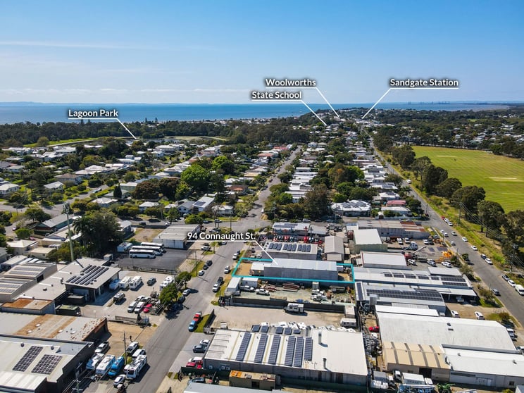 Click to view all images 94 Connaught Street Sandgate QLD 4017 - Image 3