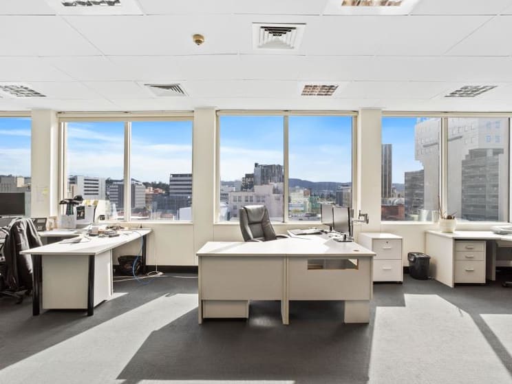 Click to view all images Level 9 Suite 1/39 Murray Street Hobart TAS 7000 - Image 3