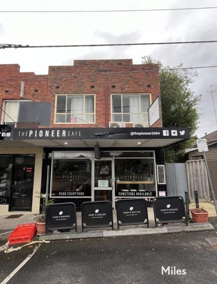 Click to view all images 2 Station Road Rosanna VIC 3084 - Image 1