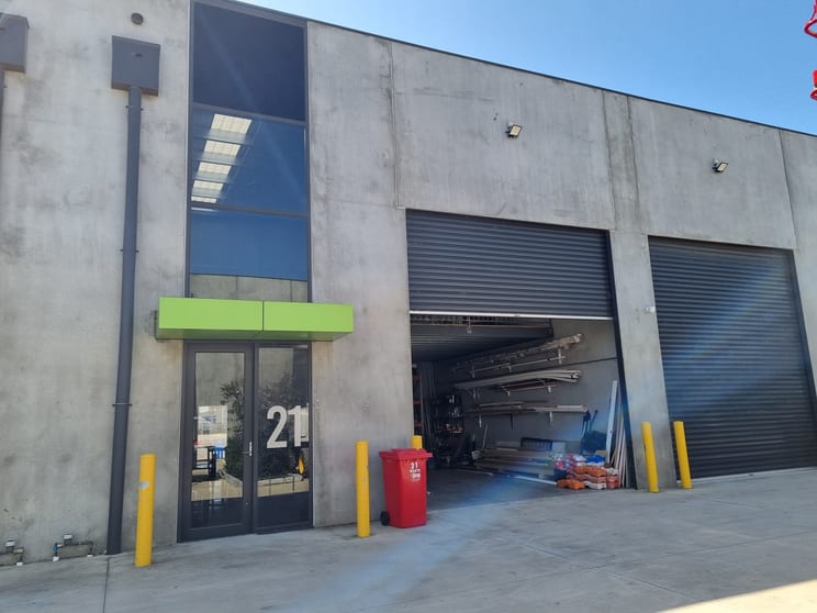 Click to view all images 21/16 Dunstans Court Thomastown VIC 3074 - Image 1