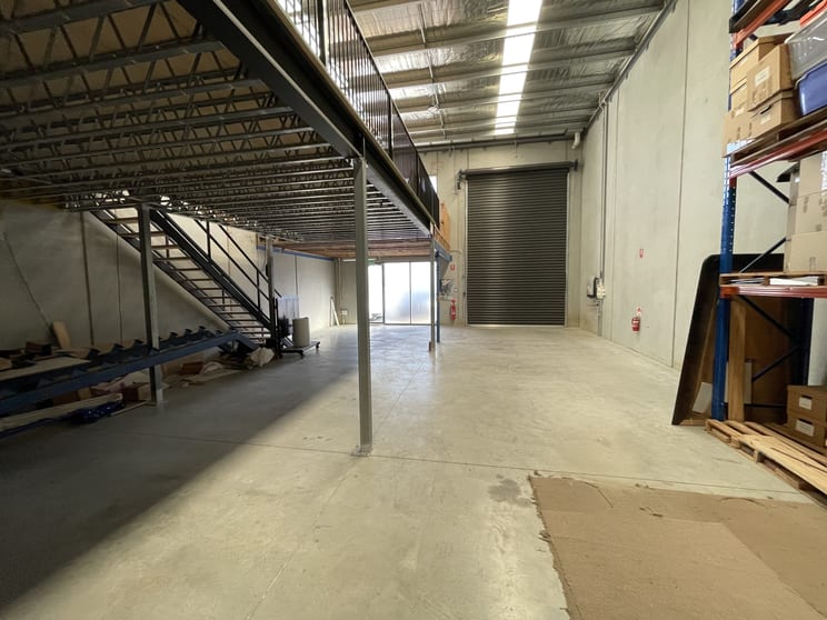 Click to view all images 14 Timor Circuit Keysborough VIC 3173 - Image 3