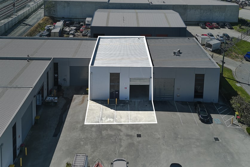 Click to view all images 27-31/11 Sharnet Circuit Pakenham VIC 3810 - Image 1