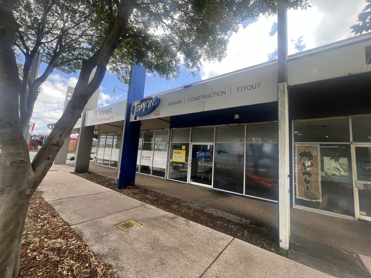 Click to view all images 4/21-23 First Avenue Maroochydore QLD 4558 - Image 2