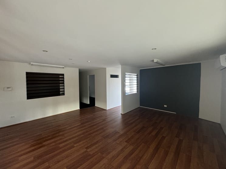 2563 Gold Coast Highway Mermaid Beach QLD 4218 - Image 1
