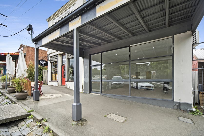 Click to view all images 119 Vincent Street Daylesford VIC 3460 - Image 2