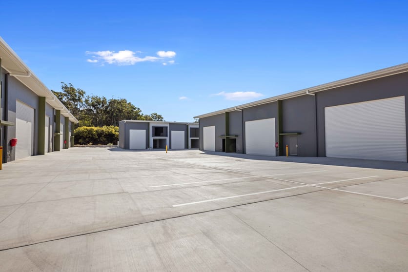 Click to view all images 3/75-77 & 79-81 Jardine Drive Redland Bay QLD 4165 - Image 3