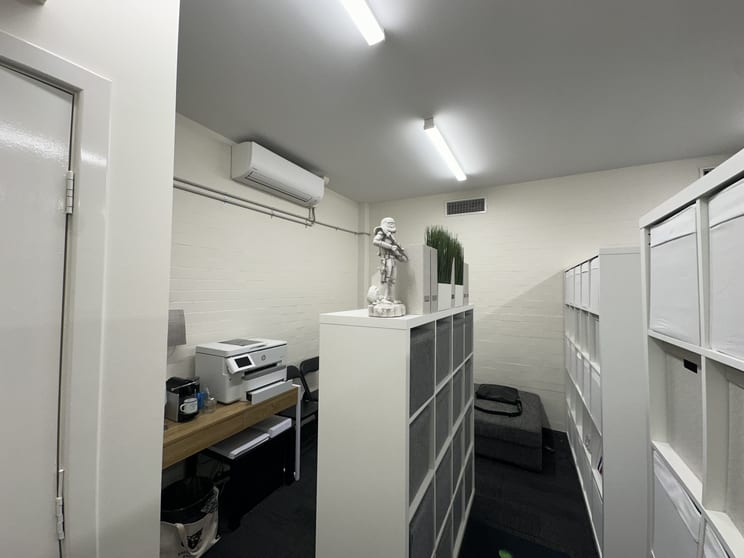 Click to view all images 1B/135 Victoria Street Bunbury WA 6230 - Image 3