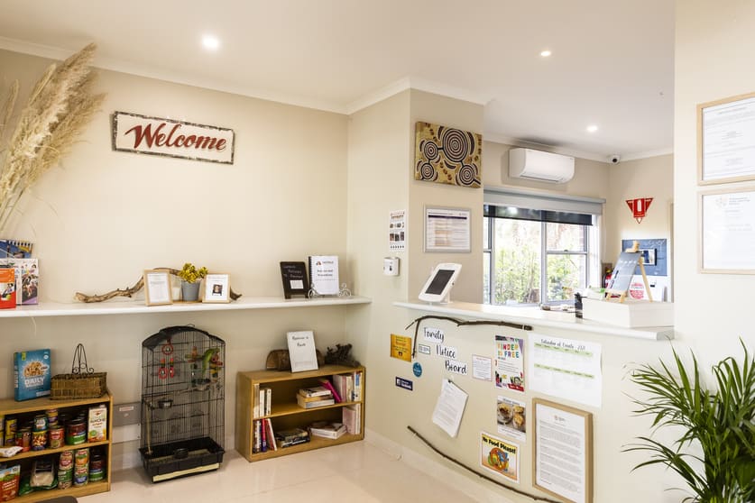 Click to view all images 10 O'Shannessy Street Pakenham VIC 3810 - Image 1