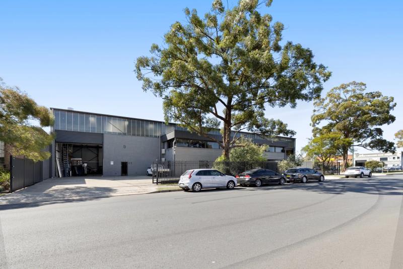Click to view all images Freestanding/9 Tucks Road Seven Hills NSW 2147 - Image 2