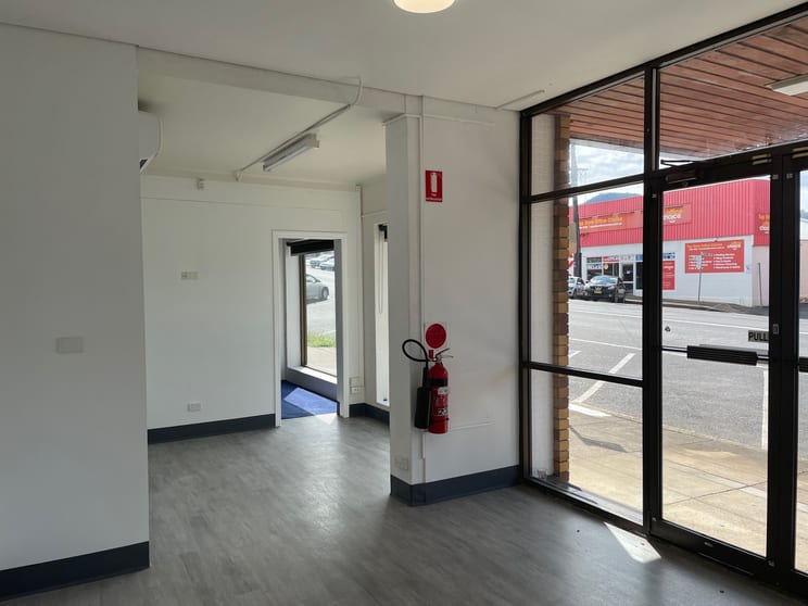 2/12A Bourke Street Tamworth NSW 2340 - Image 3