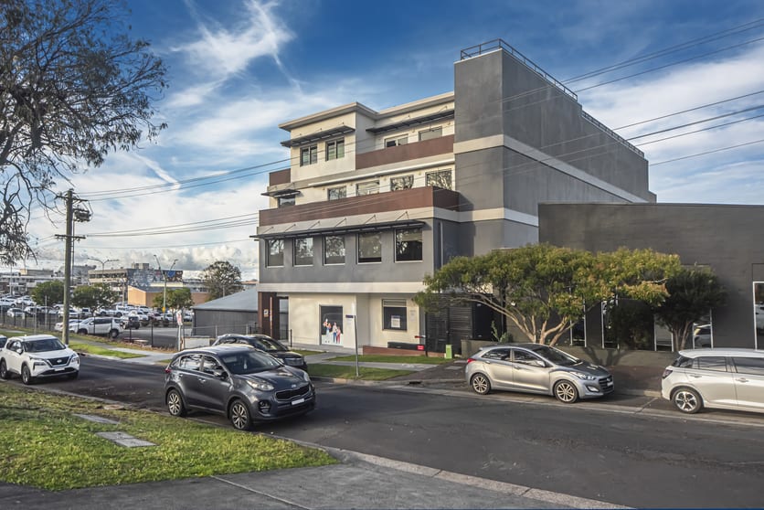 Level 3/2 Lawrence Avenue Nowra NSW 2541 - Image 2