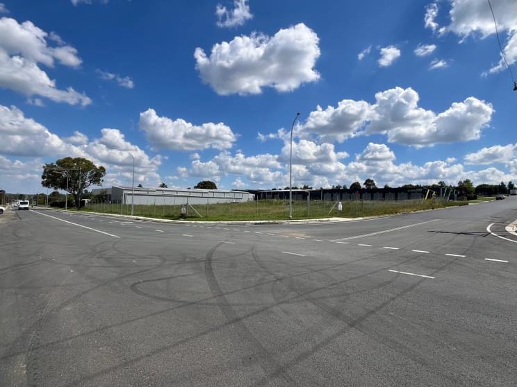 Click to view all images BUILD TO YOUR REQUIREMENTS/1 Ralston Drive Orange NSW 2800 - Image 2