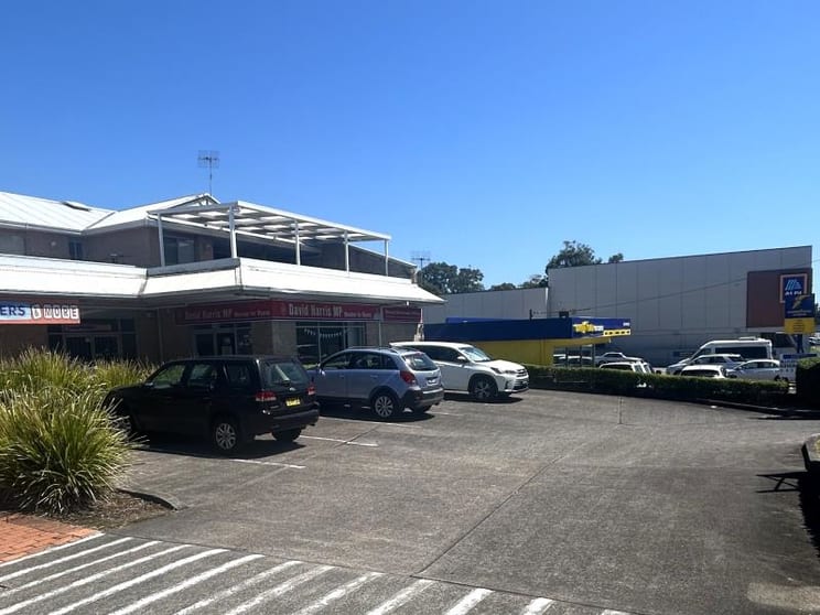 Click to view all images Suite 4/142 Pacific Highway Wyong NSW 2259 - Image 1