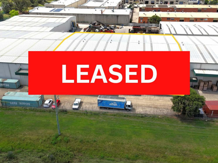Click to view all images Unit 3/1 Swaffham Road Minto NSW 2566 - Image 1