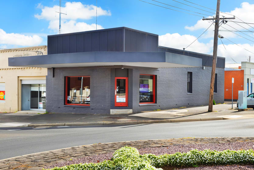 Click to view all images 102 Armstrong Street Ballarat Central VIC 3350 - Image 1