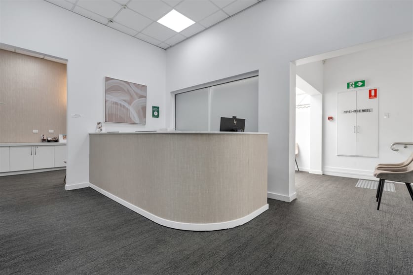Click to view all images 30-32 Glenferrie Road Malvern VIC 3144 - Image 3