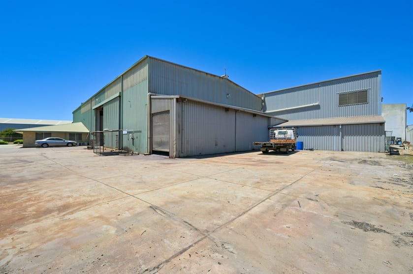 Click to view all images 42 Sparks Road Henderson WA 6166 - Image 2