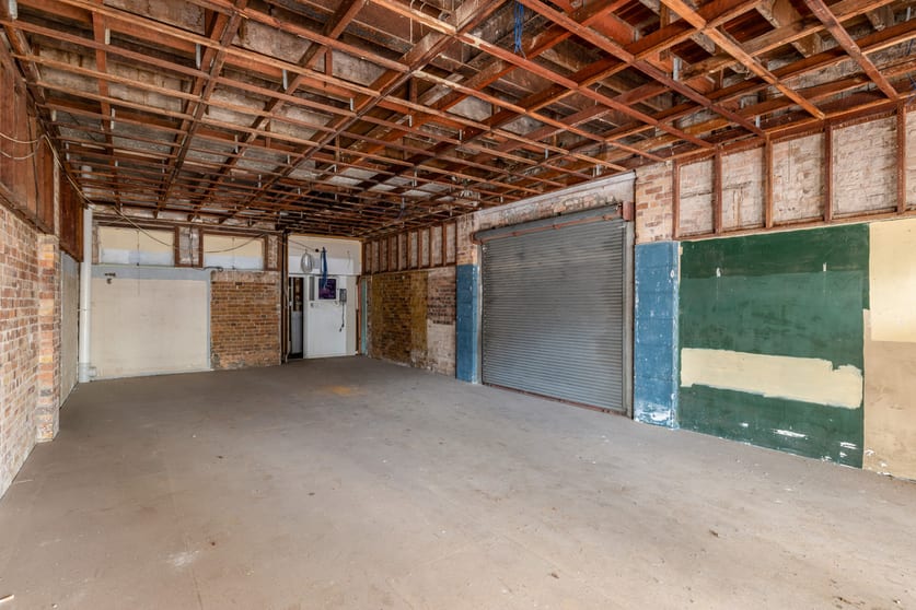 Click to view all images 227 Margaret Street Toowoomba QLD 4350 - Image 2