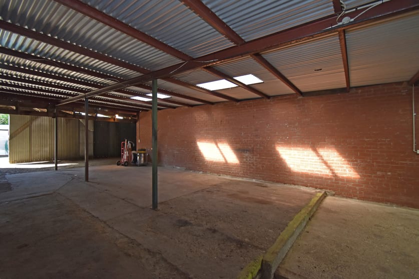 Click to view all images shed 2/71 Finch Street Beechworth VIC 3747 - Image 3