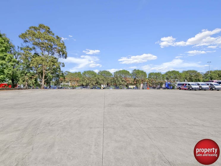 Click to view all images Hardstand 3/239-251 Woodpark Road Smithfield NSW 2164 - Image 3