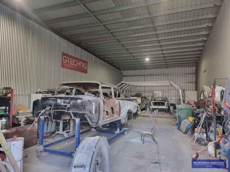 Click to view all images Park Avenue QLD 4701 - Image 3