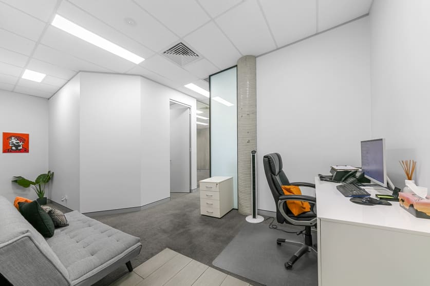Click to view all images Unit 2a/191a McCredie Road Smithfield NSW 2164 - Image 3