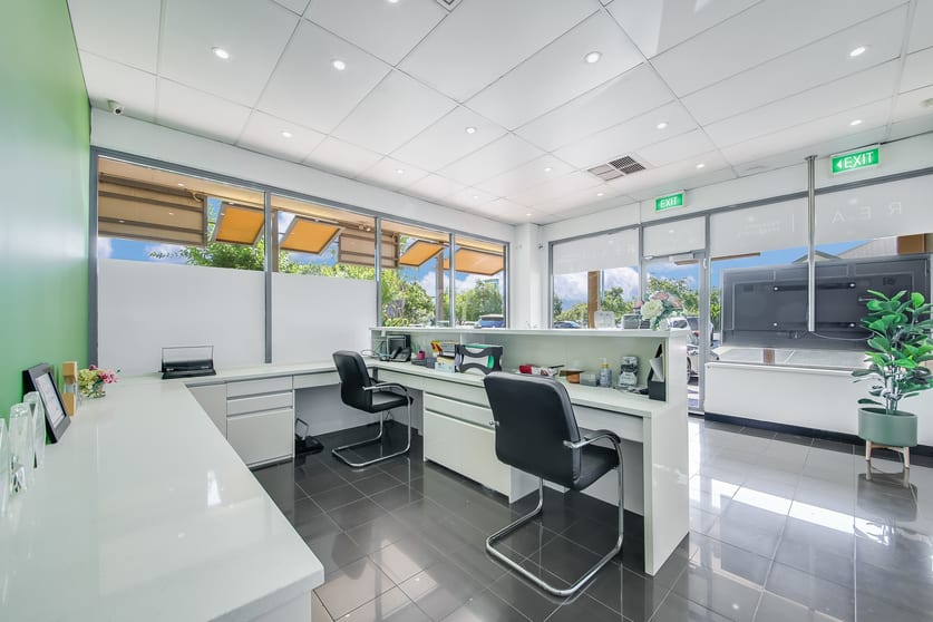 1/2-4 Main Street Mount Annan NSW 2567 - Image 2