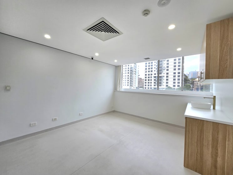 Click to view all images 305/118 Christie Street St Leonards NSW 2065 - Image 3