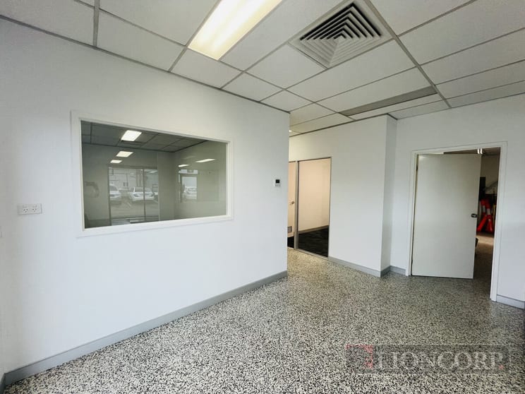Click to view all images Coopers Plains QLD 4108 - Image 2
