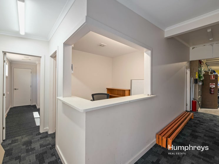 Click to view all images Part/34 Innocent Street Kings Meadows TAS 7249 - Image 3