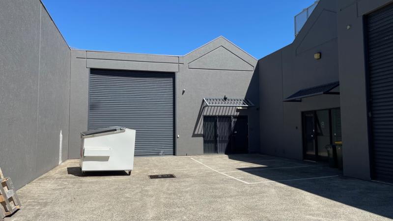 Click to view all images Unit 7/2-4 Joseph Street Blackburn North VIC 3130 - Image 2
