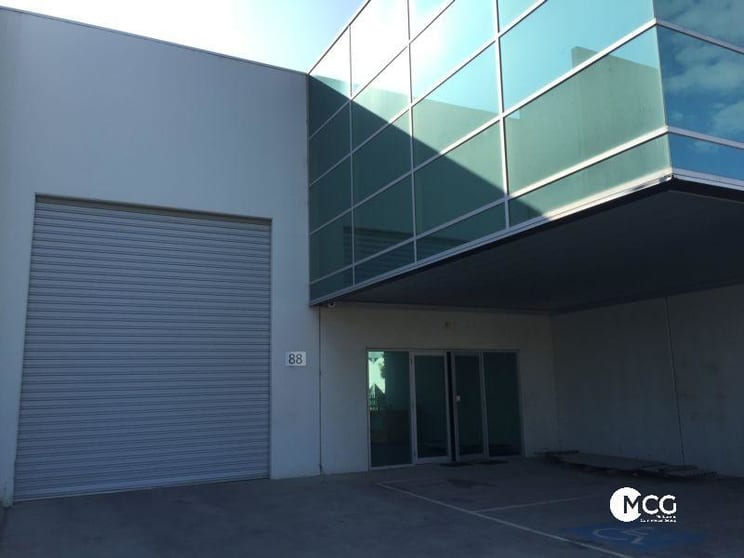 Click to view all images Unit/88 Technology Drive Sunshine West VIC 3020 - Image 1