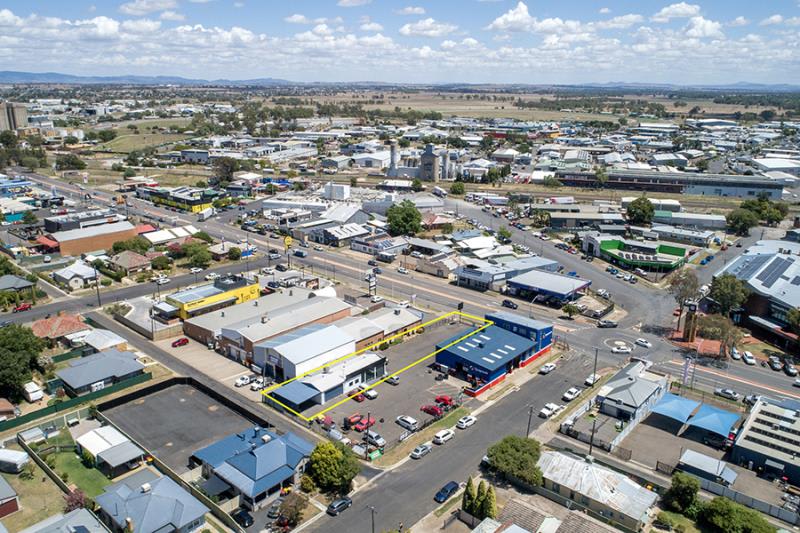 Click to view all images 218 Bridge Street Tamworth NSW 2340 - Image 3