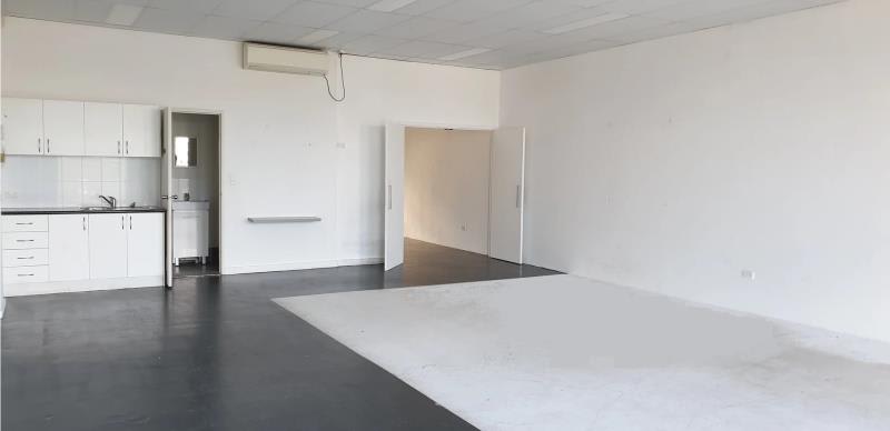 Click to view all images Unit 3/18 West Street Brookvale NSW 2100 - Image 3