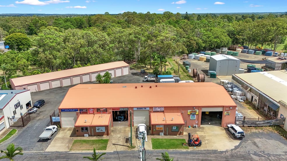 Click to view all images 3/99 Childers Road Branyan QLD 4670 - Image 2