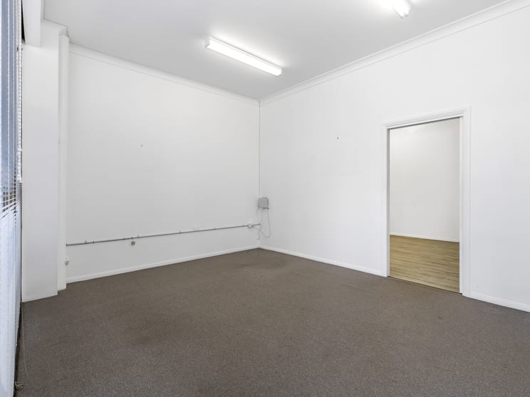 Click to view all images 2/76 The Entrance Road The Entrance NSW 2261 - Image 2