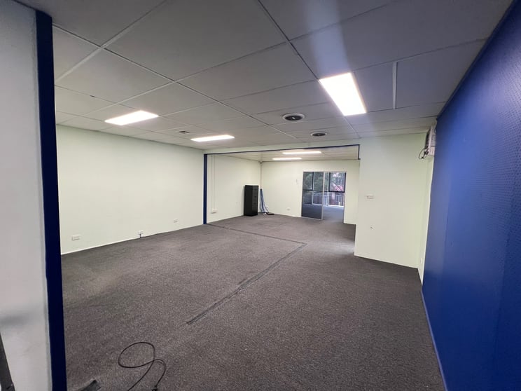 Click to view all images Unit 5/38-40 Whyalla Place Prestons NSW 2170 - Image 3