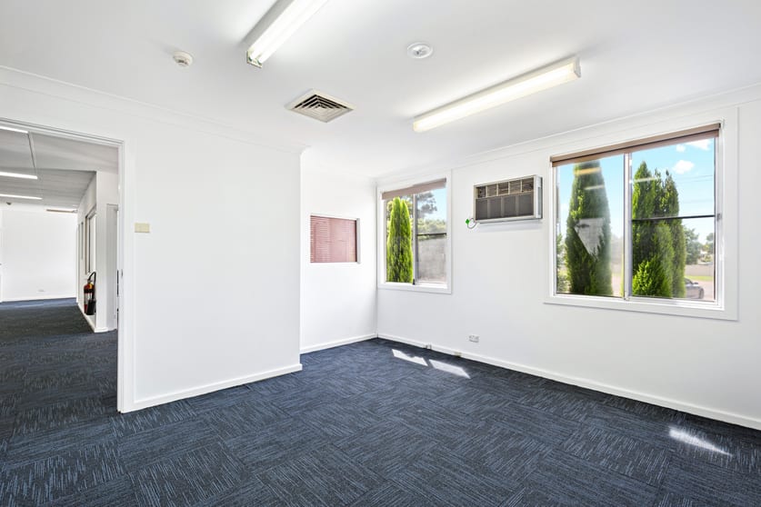 Click to view all images 104 Sandgate Road Birmingham Gardens NSW 2287 - Image 2