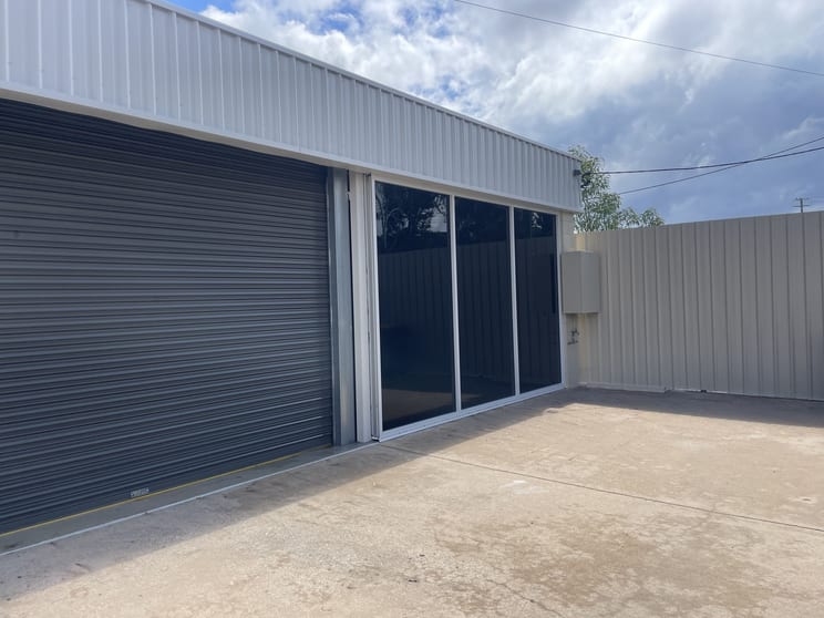 Click to view all images Unit 2/8 Bayldon Road Queanbeyan NSW 2620 - Image 2