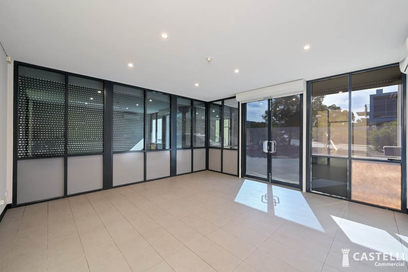 Click to view all images 2/2 Tidal Way Bibra Lake WA 6163 - Image 3