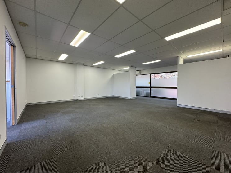 2/2 Grevillea Street Tanah Merah QLD 4128 - Image 2