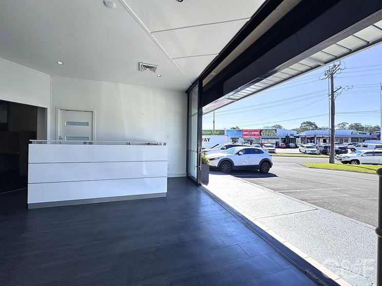 Click to view all images Shop 6, Unit 3/470 Pacific Highway Wyoming NSW 2250 - Image 1