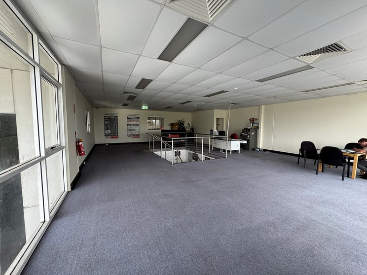 Click to view all images Level 1/55 Bay Road Taren Point NSW 2229 - Image 3