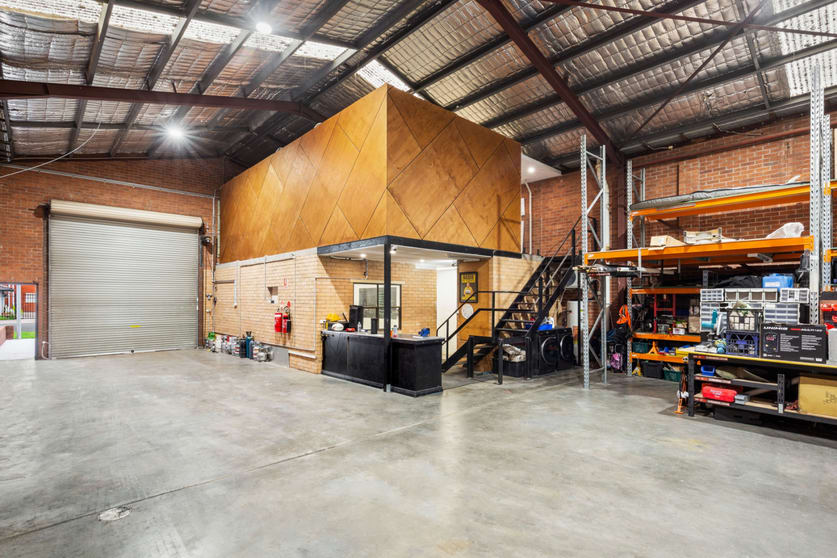 Click to view all images 64 Orlando Road Lambton NSW 2299 - Image 3